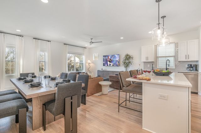 1699 Lischey Ave, Nashville, TN 37207