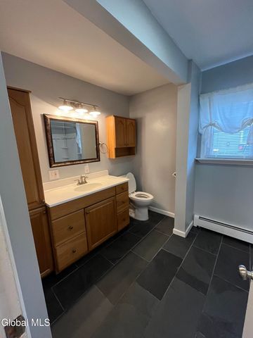 36 Glenville Street 1st Floor, Rotterdam, NY 12306