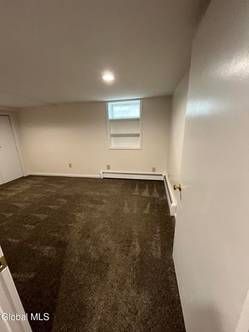 36 Glenville Street 1st Floor, Rotterdam, NY 12306