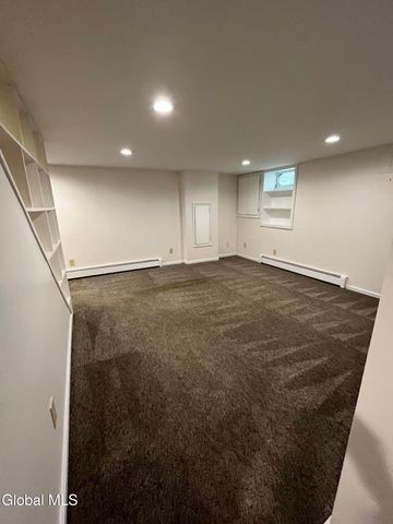 36 Glenville Street 1st Floor, Rotterdam, NY 12306