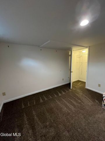 36 Glenville Street 1st Floor, Rotterdam, NY 12306