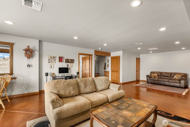 383 Foggy Canyon Road, Manson, WA 98831