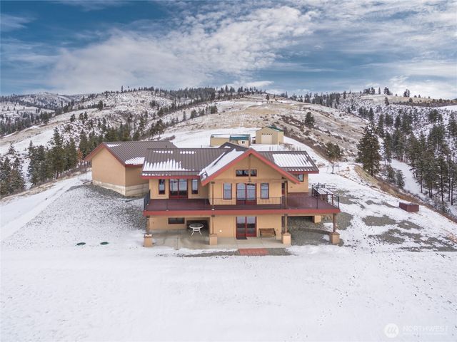 383 Foggy Canyon Road, Manson, WA 98831