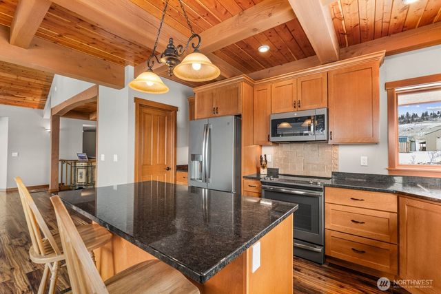 383 Foggy Canyon Road, Manson, WA 98831