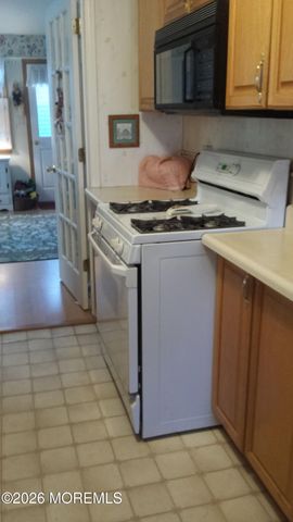 22 Webb Avenue 2, Ocean Grove, NJ 07756