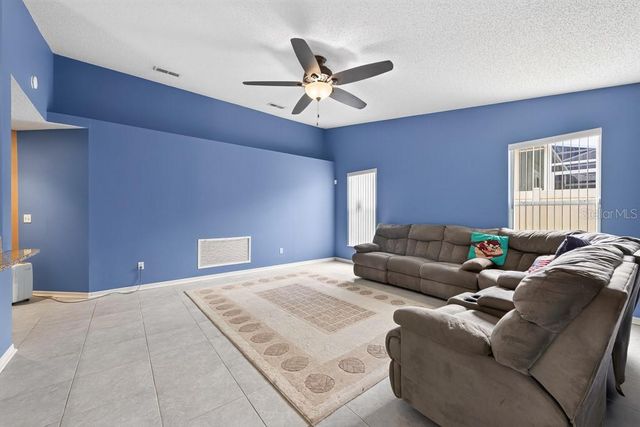 4609 OAK RIVER CIRCLE, Valrico, FL 33596