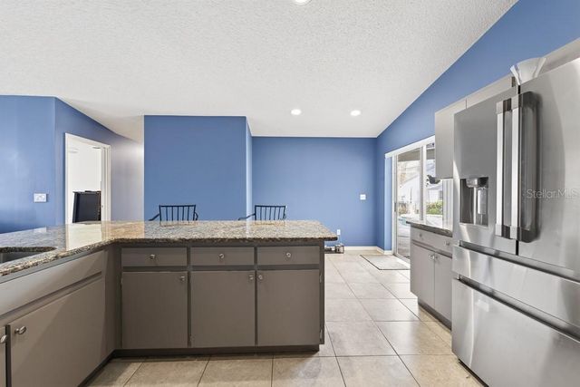 4609 OAK RIVER CIRCLE, Valrico, FL 33596