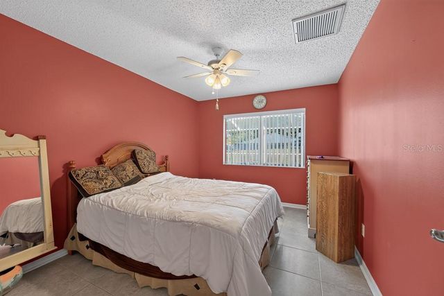 4609 OAK RIVER CIRCLE, Valrico, FL 33596