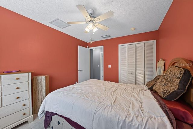 4609 OAK RIVER CIRCLE, Valrico, FL 33596