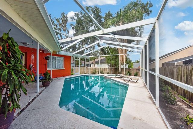 4609 OAK RIVER CIRCLE, Valrico, FL 33596