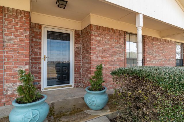 8799 Cowboy Way, Celina, TX 75009