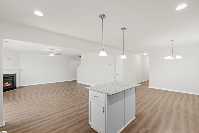 5004 Sunnycreek Drive, Boiling Springs, SC 29316