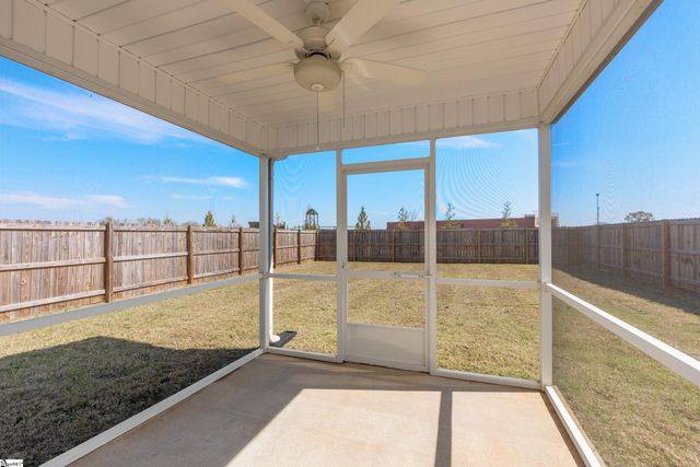 5004 Sunnycreek Drive, Boiling Springs, SC 29316