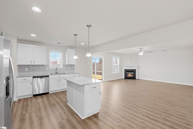 5004 Sunnycreek Drive, Boiling Springs, SC 29316