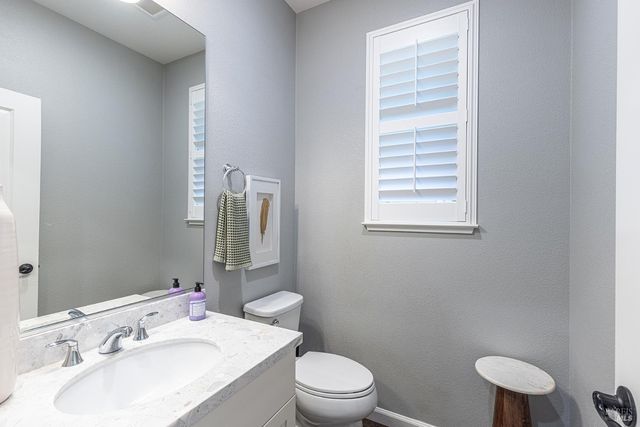 1617 Wildflower Way, Rohnert Park, CA 94928