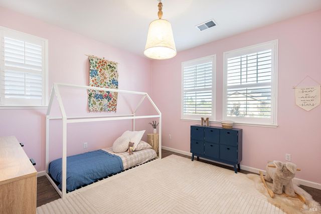 1617 Wildflower Way, Rohnert Park, CA 94928