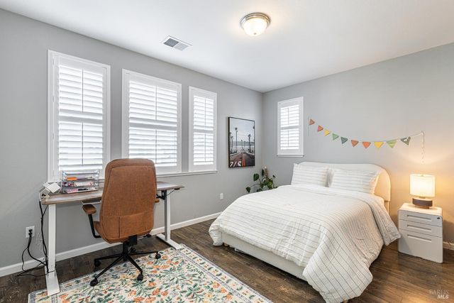 1617 Wildflower Way, Rohnert Park, CA 94928