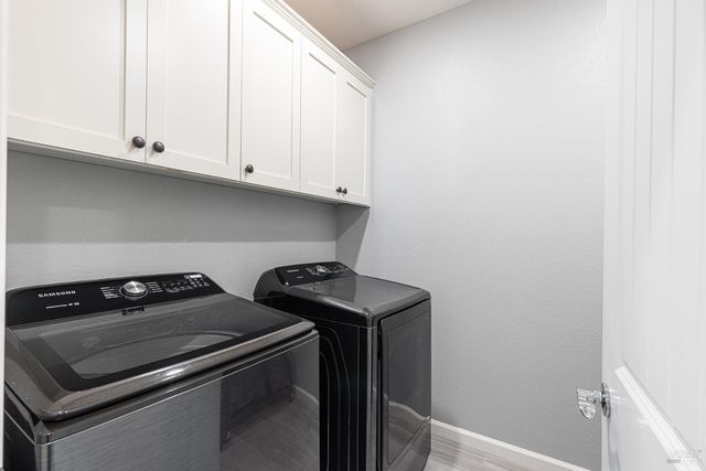 1617 Wildflower Way, Rohnert Park, CA 94928