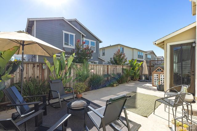 1617 Wildflower Way, Rohnert Park, CA 94928