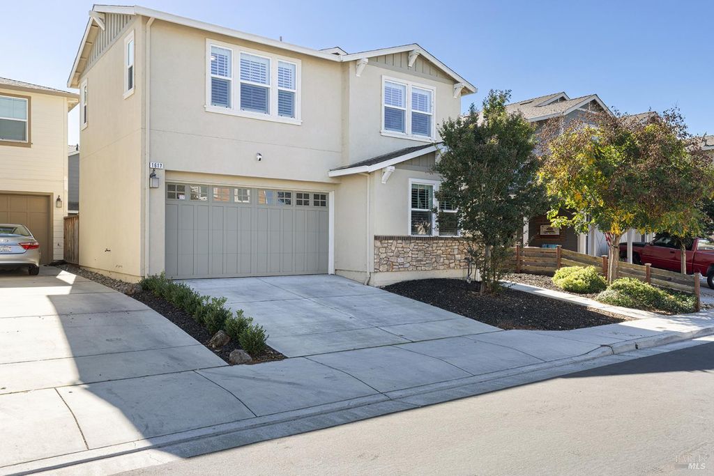 1617 Wildflower Way, Rohnert Park, CA 94928