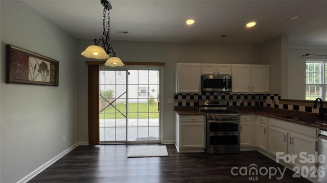 17425 Westmill Lane, Charlotte, NC 28277