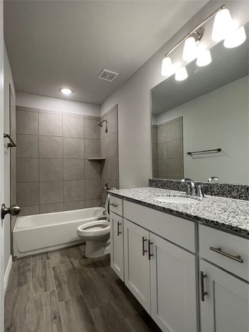 684 Avalon Drive, Waxahachie, TX 75165