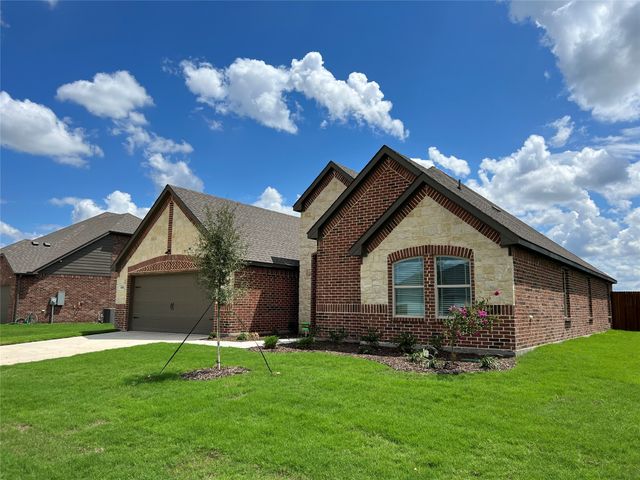 684 Avalon Drive, Waxahachie, TX 75165