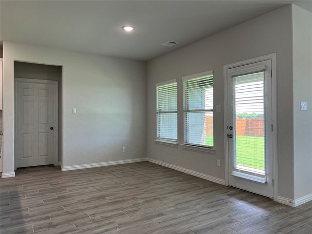 684 Avalon Drive, Waxahachie, TX 75165
