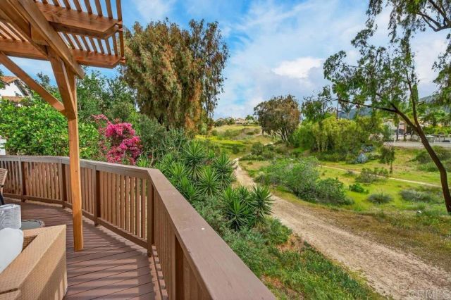 14305 El Vestido Street, San Diego, CA 92129