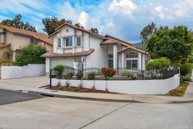 14305 El Vestido Street, San Diego, CA 92129