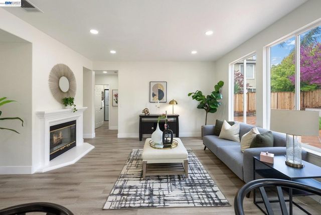 5089 Winterbrook Ave, Dublin, CA 94568