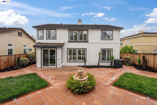5089 Winterbrook Ave, Dublin, CA 94568