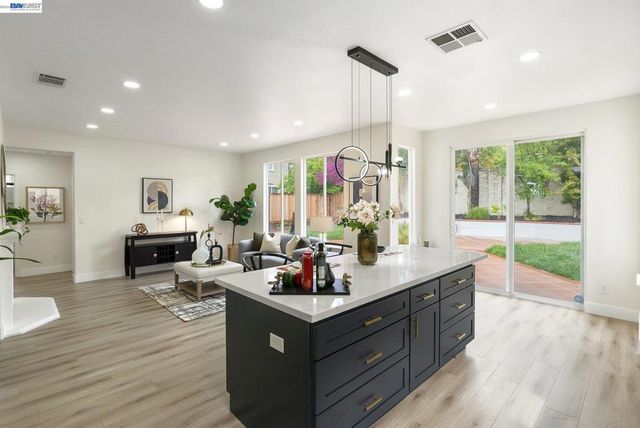 5089 Winterbrook Ave, Dublin, CA 94568