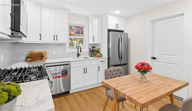 17 Henry Street, Freehold, NJ 07728