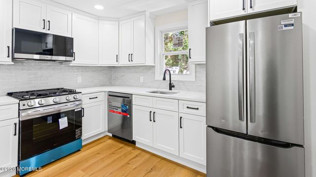 17 Henry Street, Freehold, NJ 07728