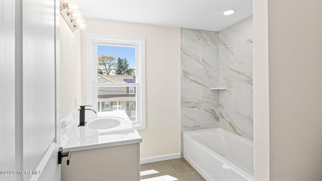 17 Henry Street, Freehold, NJ 07728