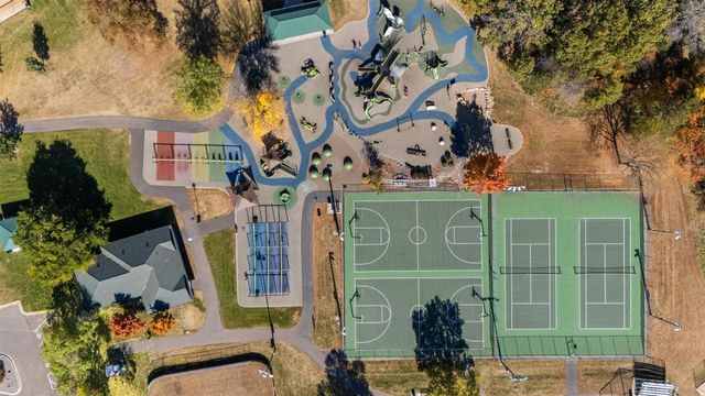 9850 Upper 89th Street S, Cottage Grove, MN 55016