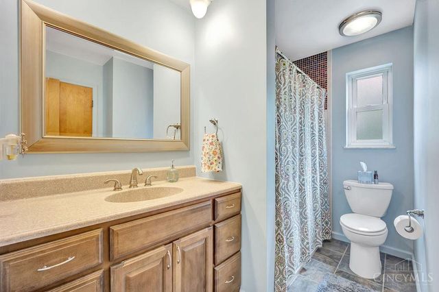5582 Windridge Drive, Green Twp, OH 45248