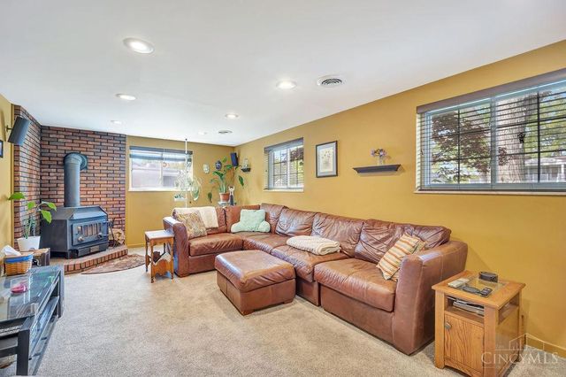 5582 Windridge Drive, Green Twp, OH 45248