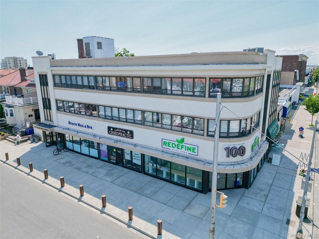 100 W Park Avenue 201, Long Beach, NY 11561 — exterior