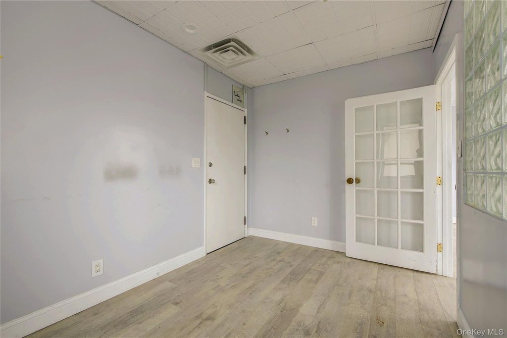 100 W Park Avenue 201, Long Beach, NY 11561 — photo 3