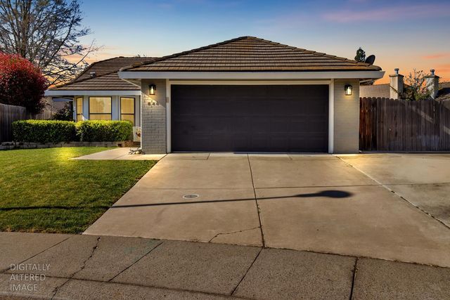 846 Cedar Canyon Cir, Galt, CA 95632