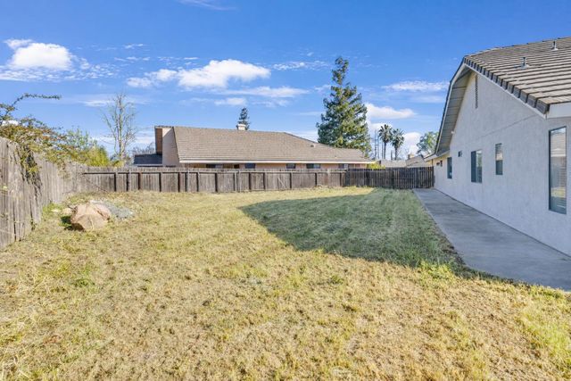 846 Cedar Canyon Cir, Galt, CA 95632
