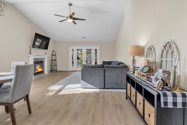 846 Cedar Canyon Cir, Galt, CA 95632