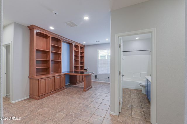 35930 W CATALONIA Drive, Maricopa, AZ 85138