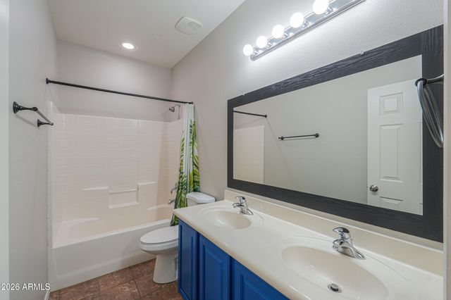 35930 W CATALONIA Drive, Maricopa, AZ 85138