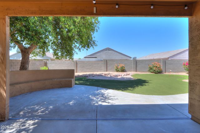 35930 W CATALONIA Drive, Maricopa, AZ 85138