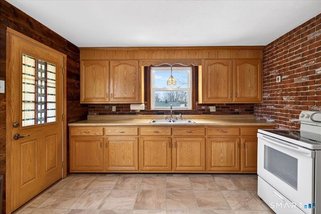 46 Central Avenue, West Haven, CT 06516