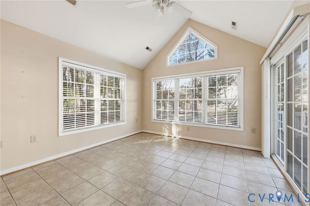 102 Creek Point Ct, Colonial Heights, VA 23834