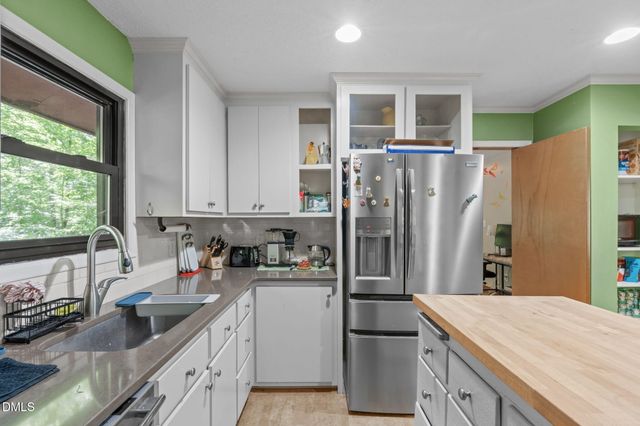 5421 Hideaway Drive, Chapel Hill, NC 27516